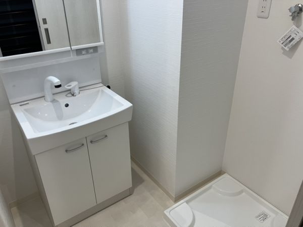 プルメリア阪大前2階1K 洗面所の画像