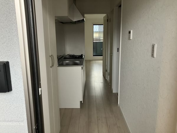 プルメリア阪大前2階1K 玄関の画像