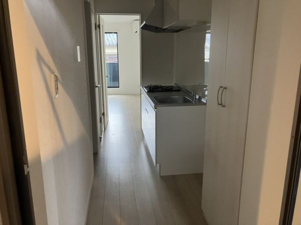 プルメリア阪大前2階1K 玄関の画像