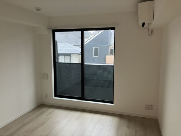 プルメリア阪大前2階1K リビングの画像