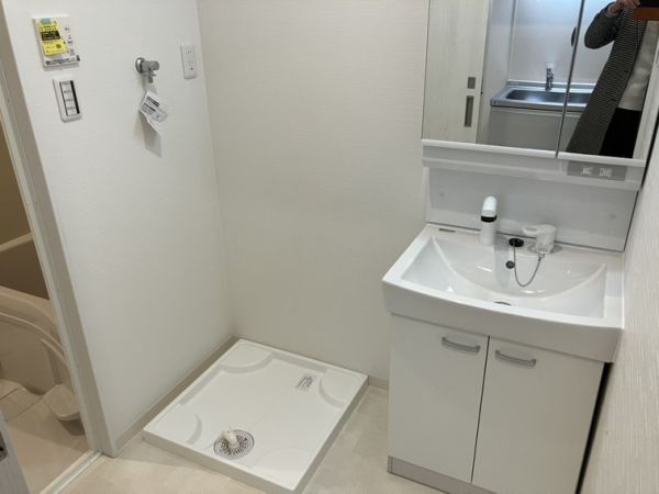 プルメリア阪大前2階1K 洗面所の画像