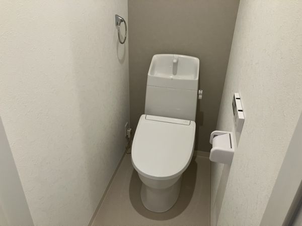 プルメリア阪大前2階1K トイレの画像