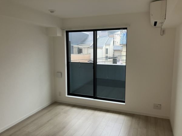 プルメリア阪大前3階1K リビングの画像