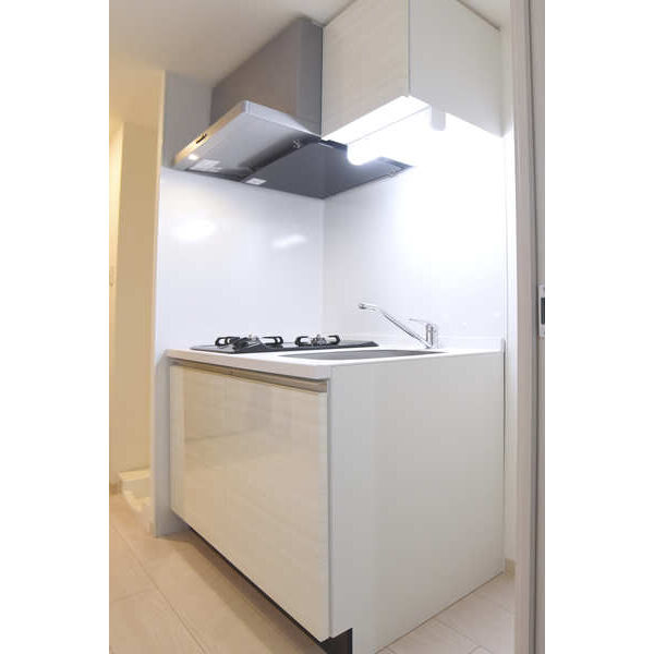 フォーリアライズ難波リアン07階1K キッチンの画像