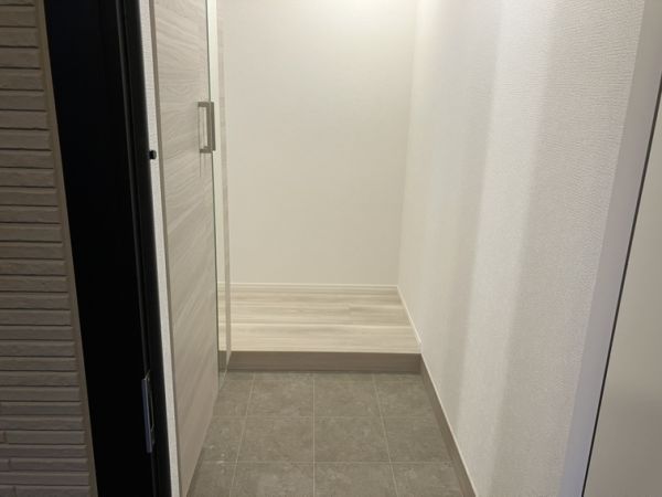 Flat　Comfy　豊中1階2LDK 玄関の画像