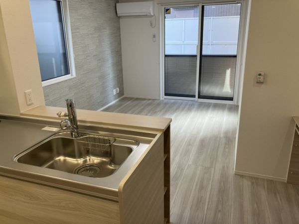 Flat　Comfy　豊中1階2LDK リビングの画像