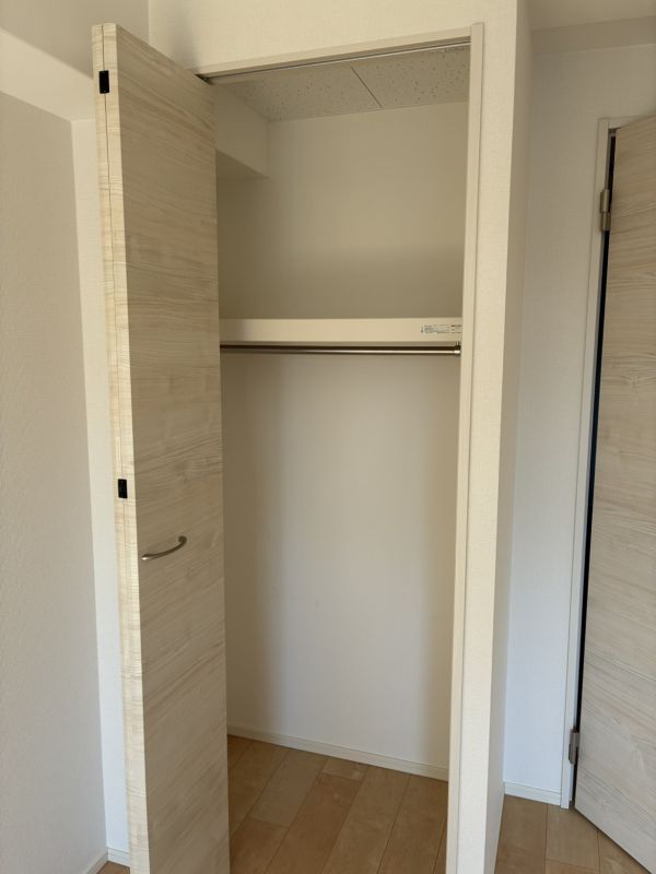 YOSHITOMI SANNOU3階1K 収納の画像