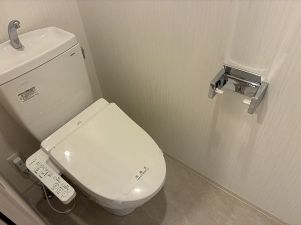 プレジオ難波EURO12階1LDK トイレの画像