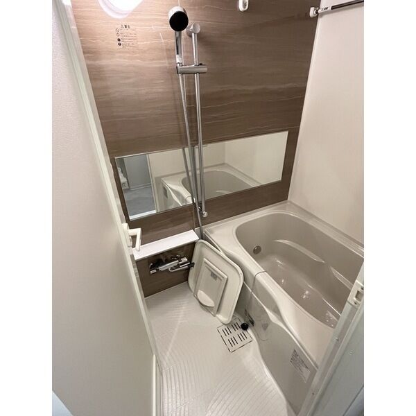 リヴェント難波ウエスト11階1LDK お風呂の画像