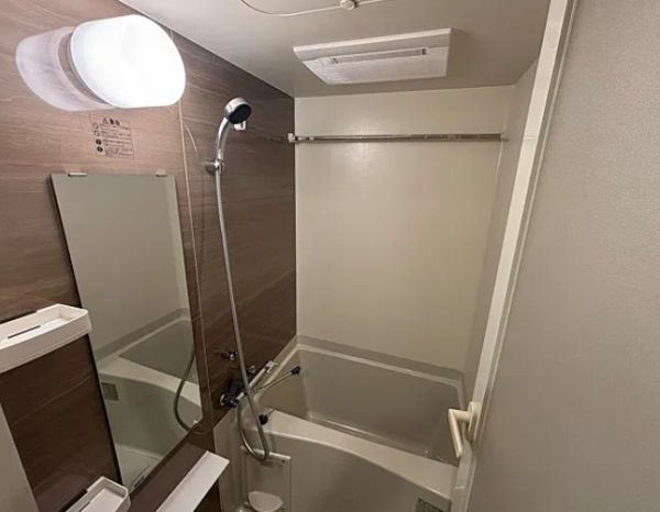 リヴェント難波ウエスト7階1K お風呂の画像