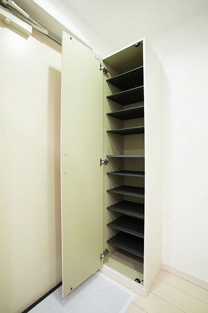 charmant2階1K 玄関の画像