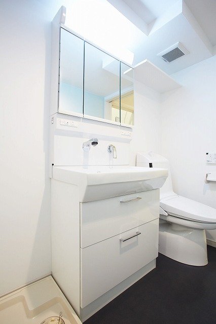 charmant2階1K 洗面所の画像