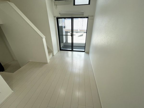 Kiino2階1R 部屋①の画像