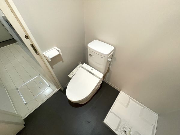 Kiino2階1R トイレの画像