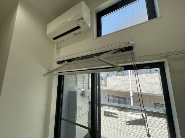 Kiino2階1R ベランダの画像