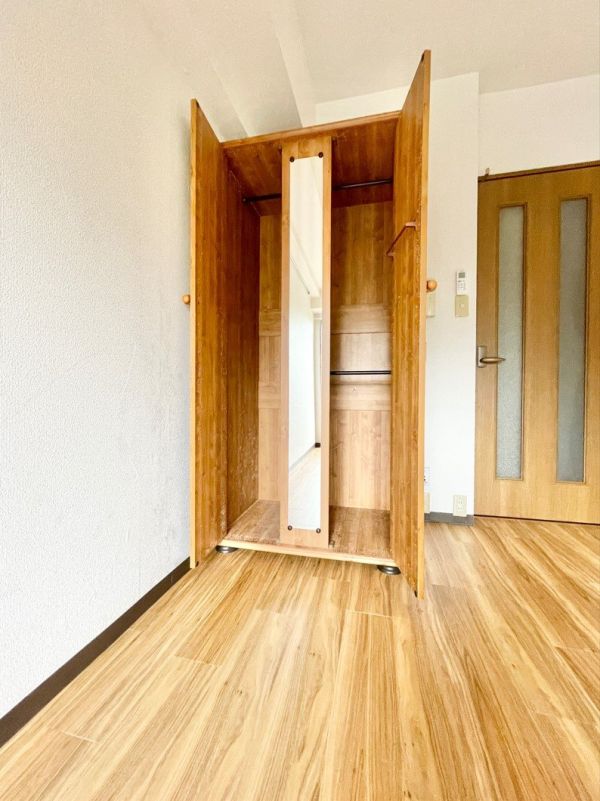 ラフォーレ竹山1階1K 収納の画像