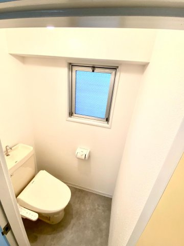 ラポール浜寺3階3LDK トイレの画像