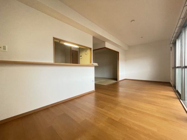 ＦＲＥＡ はい・２１3階3LDK リビングの画像