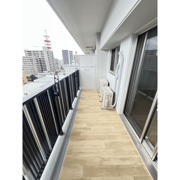 スプランディッド城東関目8階2LDK ベランダの画像