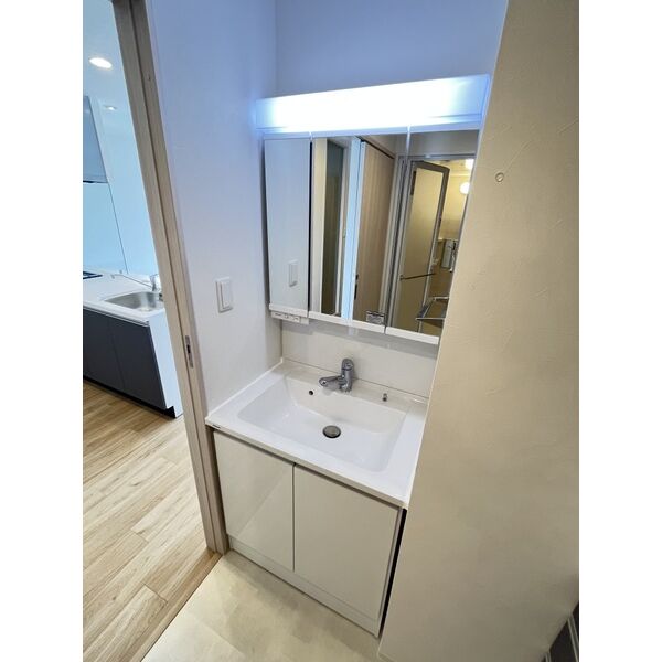 スプランディッド城東関目7階2LDK 洗面所の画像