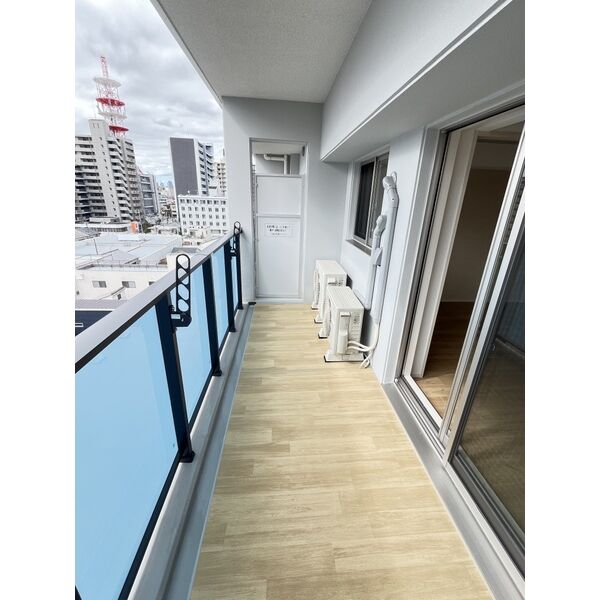 スプランディッド城東関目7階2LDK ベランダの画像