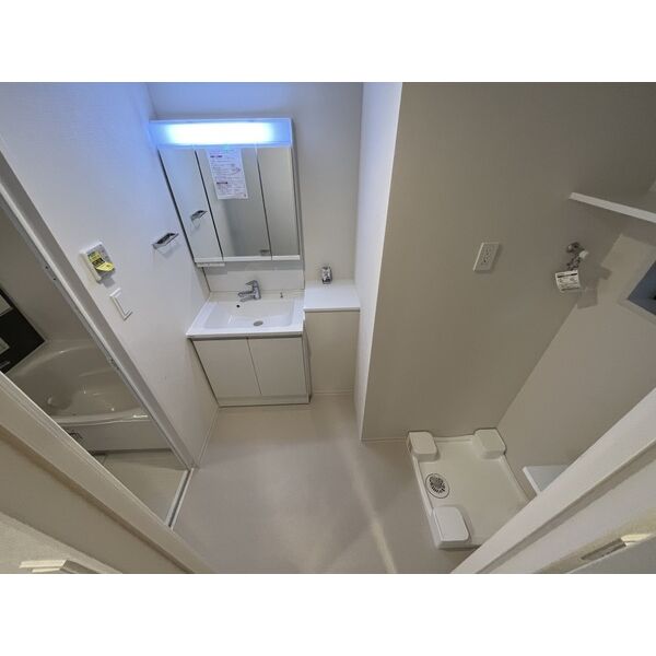 THE MUSIC COURT2階3K 洗面所の画像