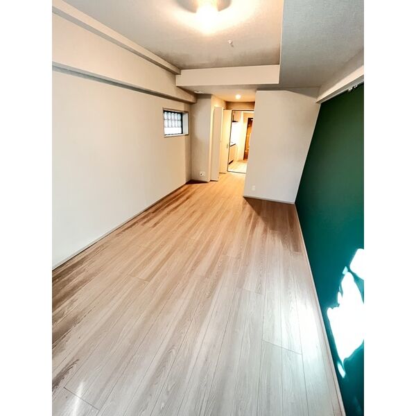 THE MUSIC COURT2階1K リビングの画像