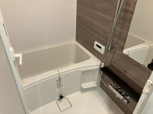 ブランシエスタ南吹田パークサイド2階1LDK お風呂の画像