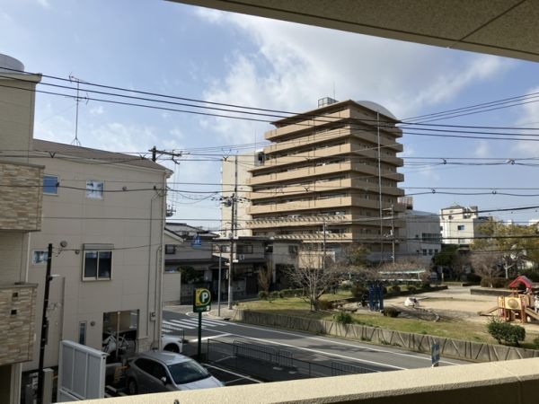 ブランシエスタ南吹田パークサイド2階1LDK 景観の画像
