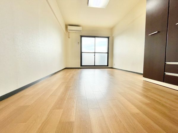 メゾン・ド・ポプラ3階1K 部屋①の画像