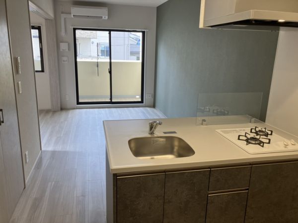 ブランシエスタ南吹田パークサイド2階1LDK リビングの画像