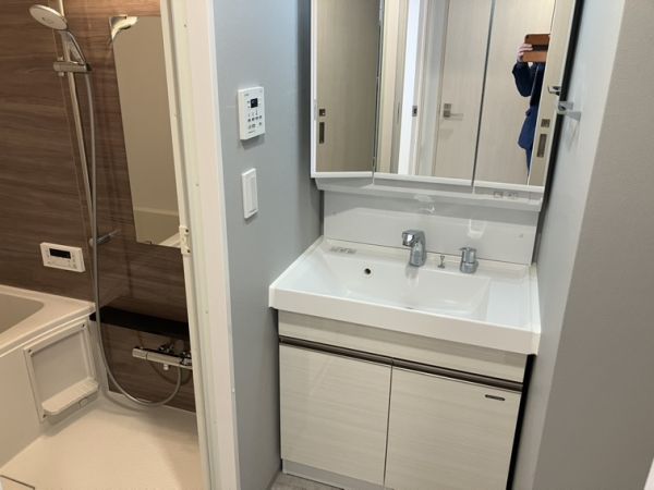 ブランシエスタ南吹田パークサイド3階1LDK 洗面所の画像