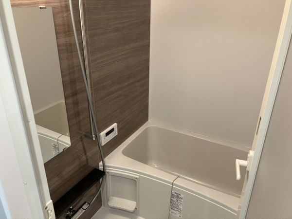 ブランシエスタ南吹田パークサイド3階1LDK お風呂の画像