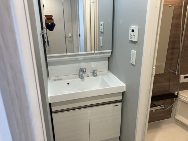 ブランシエスタ南吹田パークサイド3階1LDK 洗面所の画像