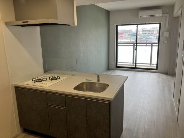 ブランシエスタ南吹田パークサイド4階1LDK リビングの画像