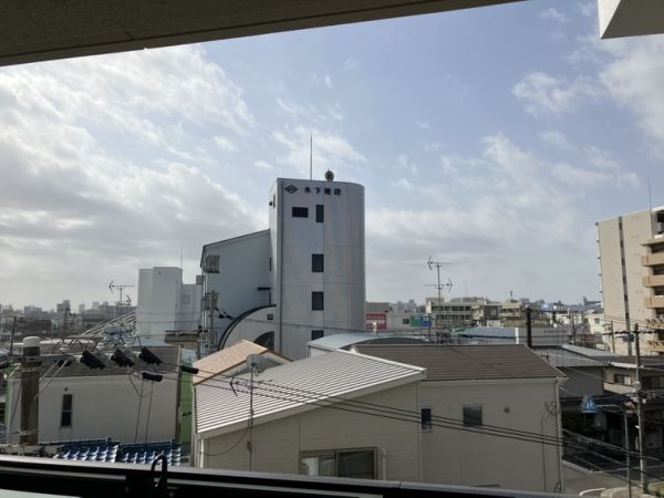 ブランシエスタ南吹田パークサイド4階1LDK 景観の画像