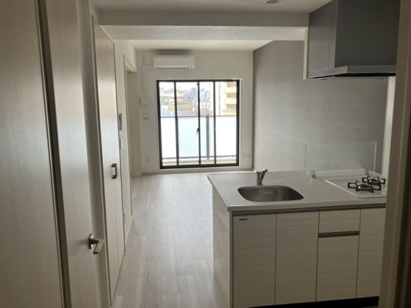 ブランシエスタ南吹田パークサイド5階1LDK リビングの画像