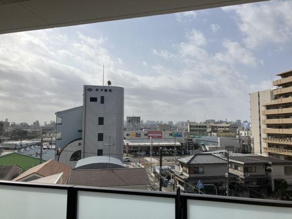 ブランシエスタ南吹田パークサイド5階1LDK 景観の画像
