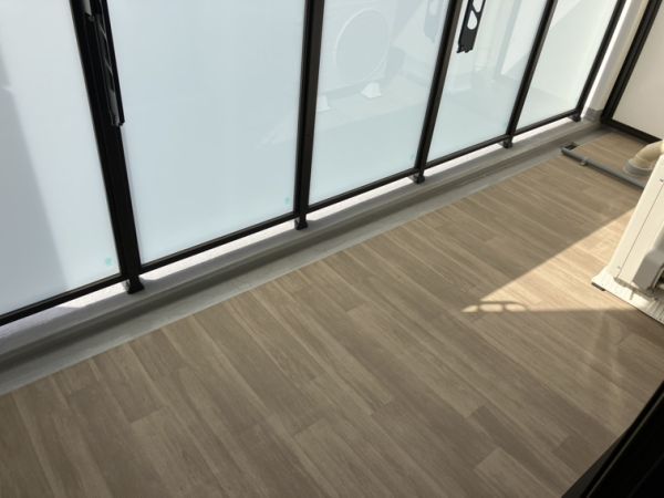 ブランシエスタ南吹田パークサイド5階1LDK ベランダの画像