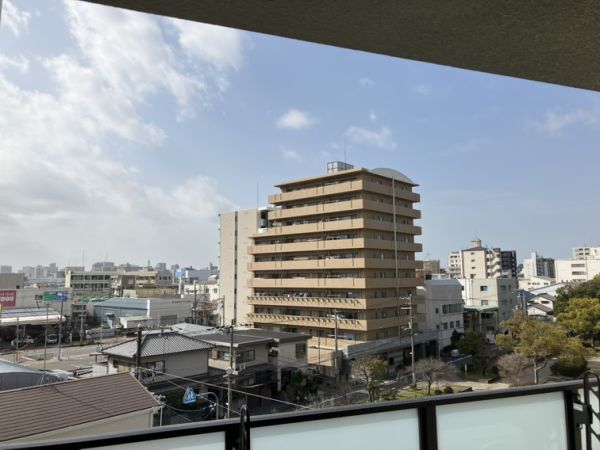 ブランシエスタ南吹田パークサイド5階1LDK 景観の画像