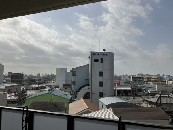 ブランシエスタ南吹田パークサイド5階1LDK 景観の画像