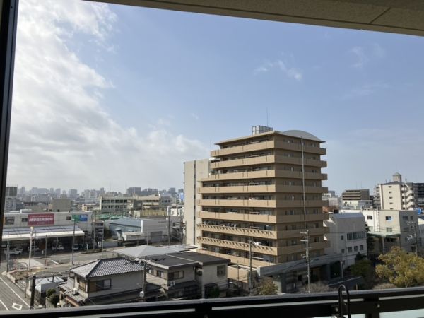 ブランシエスタ南吹田パークサイド6階1LDK 景観の画像