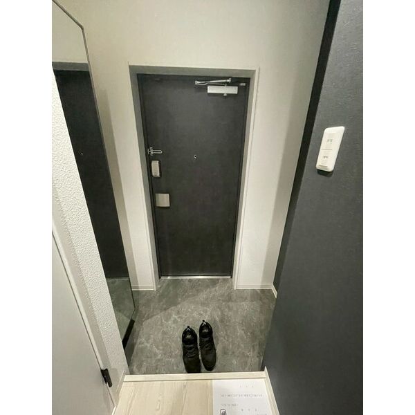 エヌエムキャトフヴァン1階1R 玄関の画像
