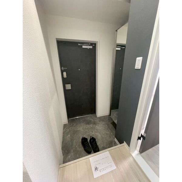 エヌエムキャトフヴァン1階1R 玄関の画像