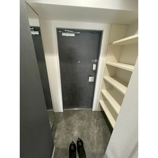 エヌエムキャトフヴァン7階1R 玄関の画像