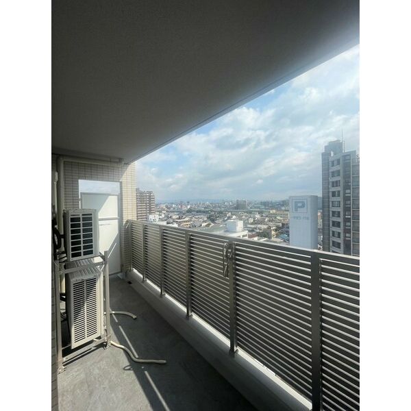 エヌエムキャトフヴァン10階1R ベランダの画像