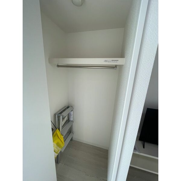 エヌエムキャトフヴァン6階1R 収納の画像