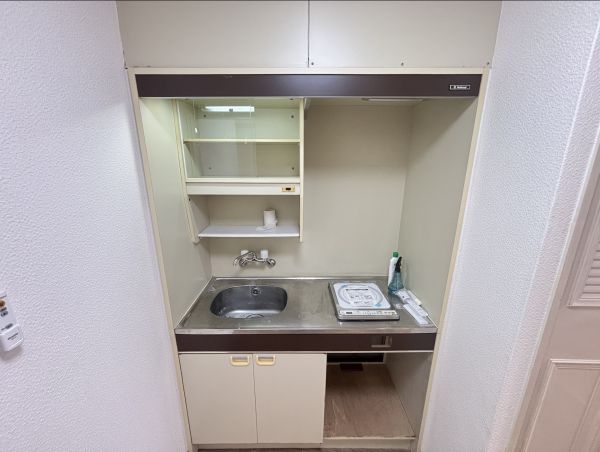 エステイトビル5階1R キッチンの画像