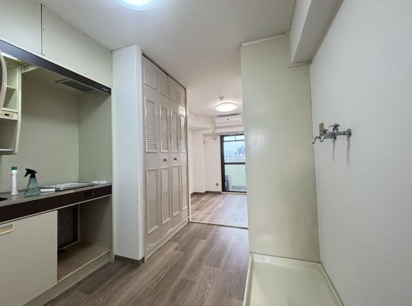 エステイトビル5階1R キッチンの画像