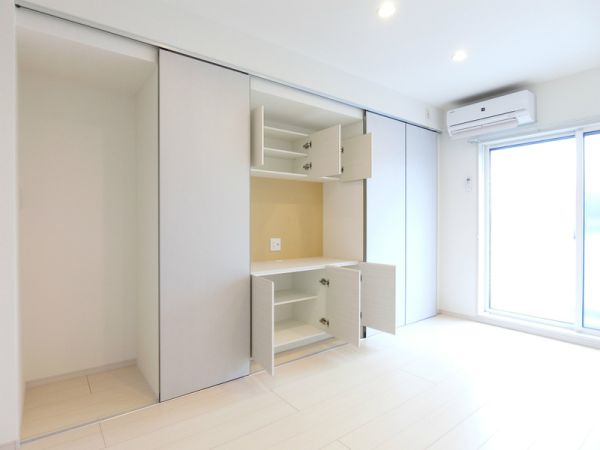 リブリ・ゼフィランサス1階1K 収納の画像